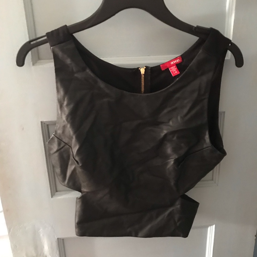 Black club crop